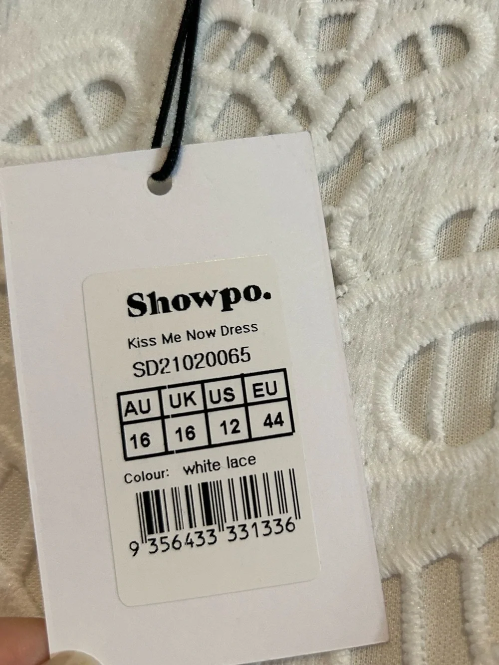 Showpo Kiss Me Now Dress White Lace Eyelet puff sleeve Dress Size 12 New - Picture 13 of 15